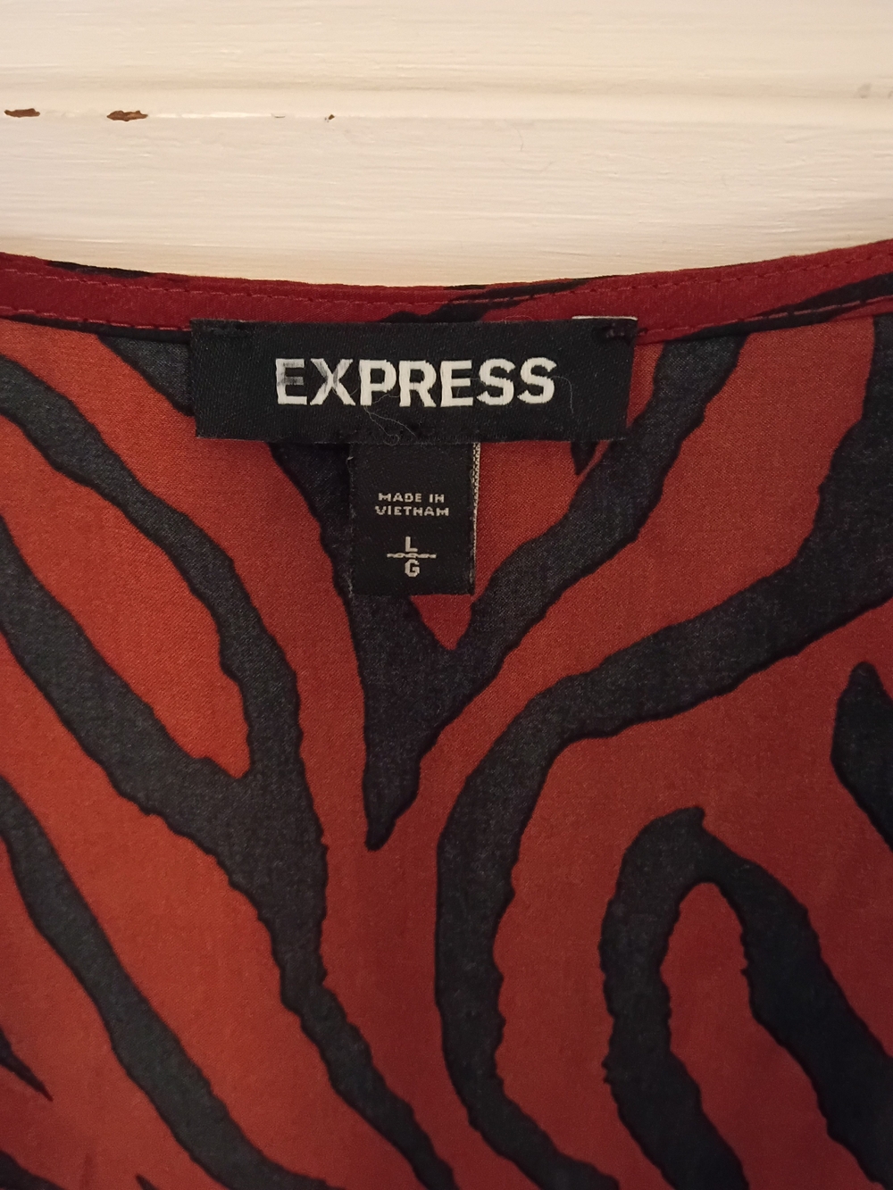 Express Zebra-Print Long-Sleeve Ruffle Mini Dress Rust Color - Picture 3 of 5